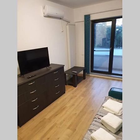 Ferienwohnung Confort Studio With A Marvelous Kitchen Bukarest Exterior foto