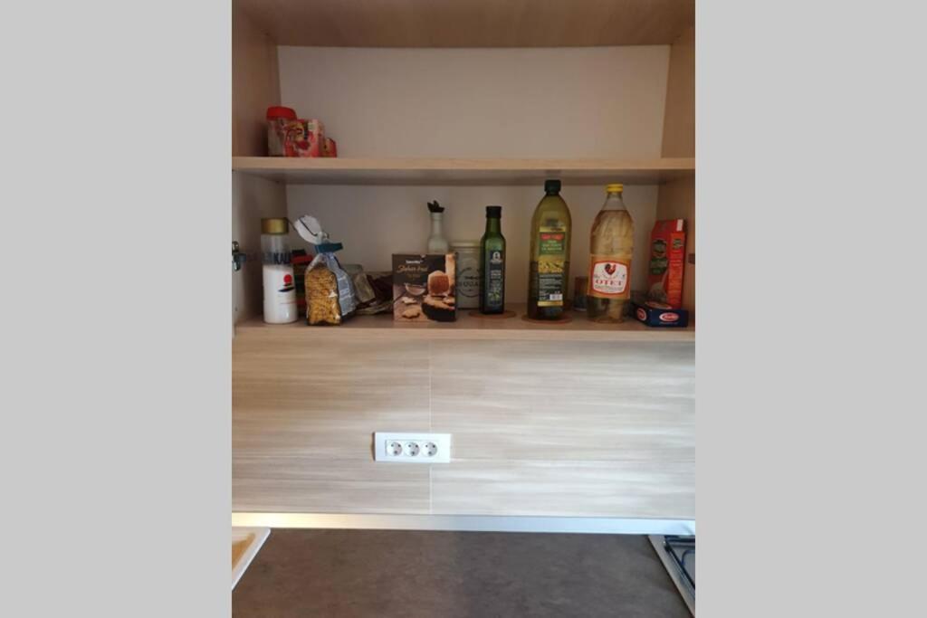 Ferienwohnung Confort Studio With A Marvelous Kitchen Bukarest Exterior foto